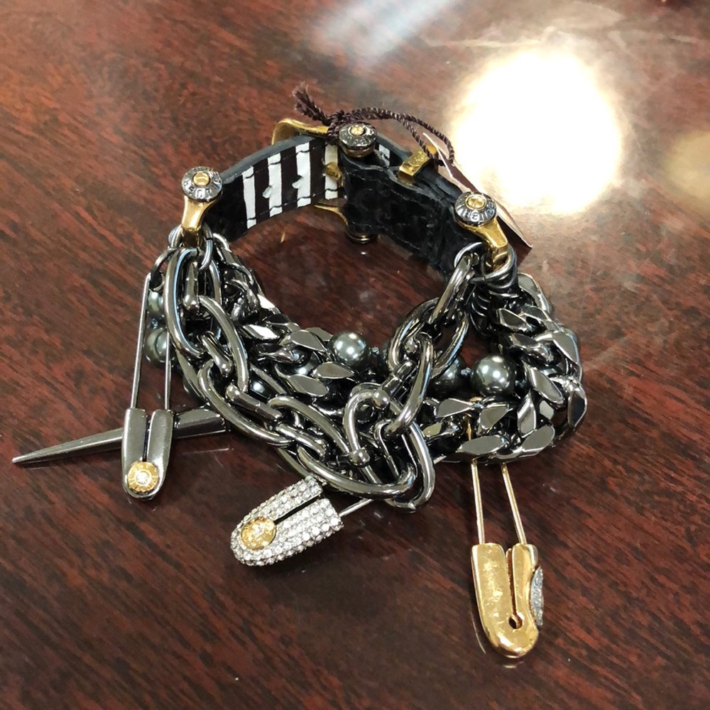 Henri Bendel bracelet